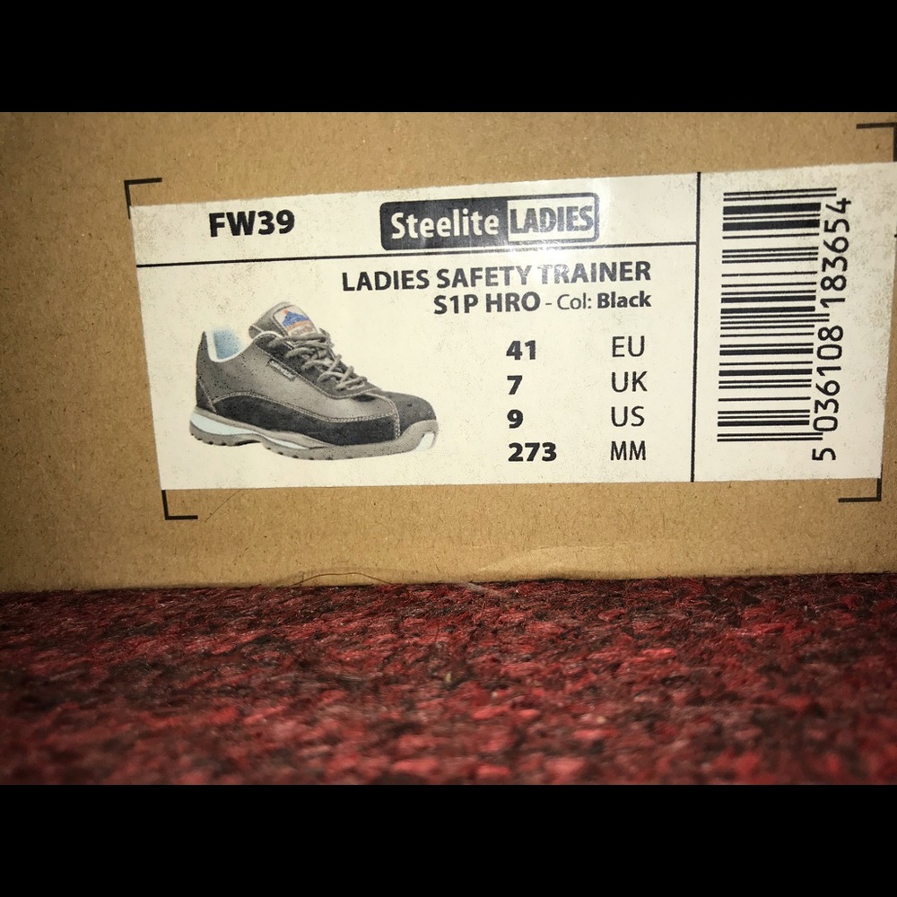 Shoes - Picture 6 of 7